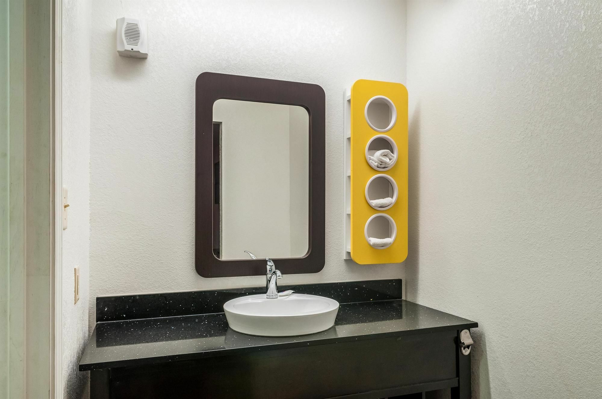 Motel 6 Denham Springs, La Extérieur photo